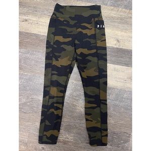 VS PINK Ultimate Legging in Camo Print